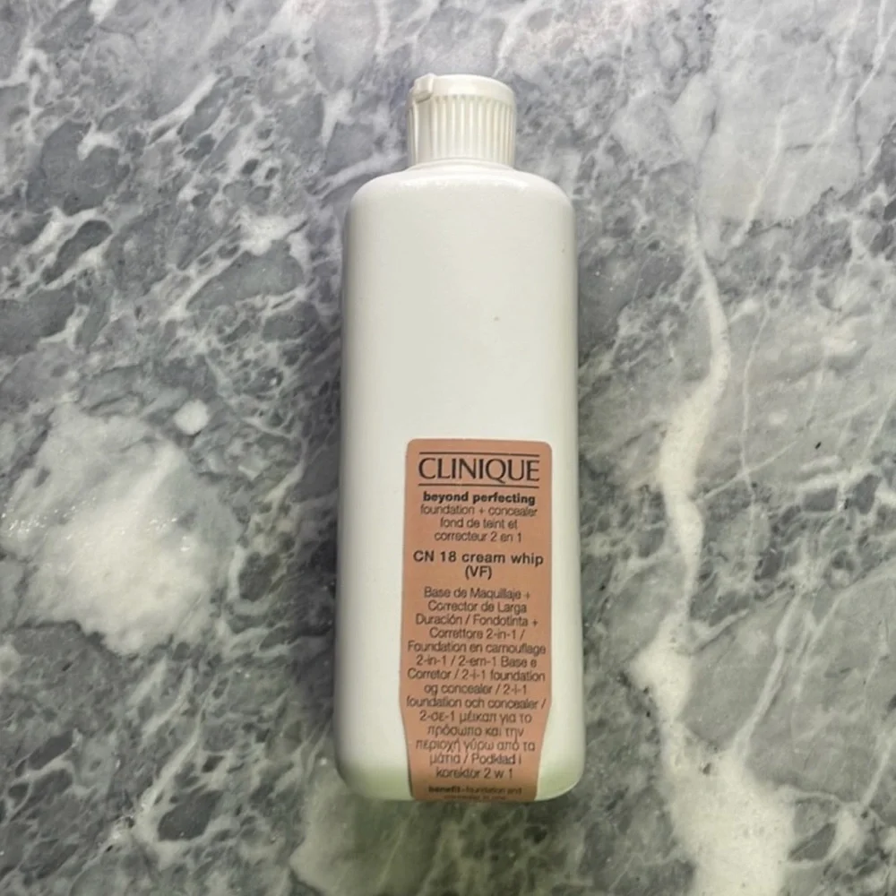 New Clinique‎ Beyond Perfecting Foundation Cream Whip